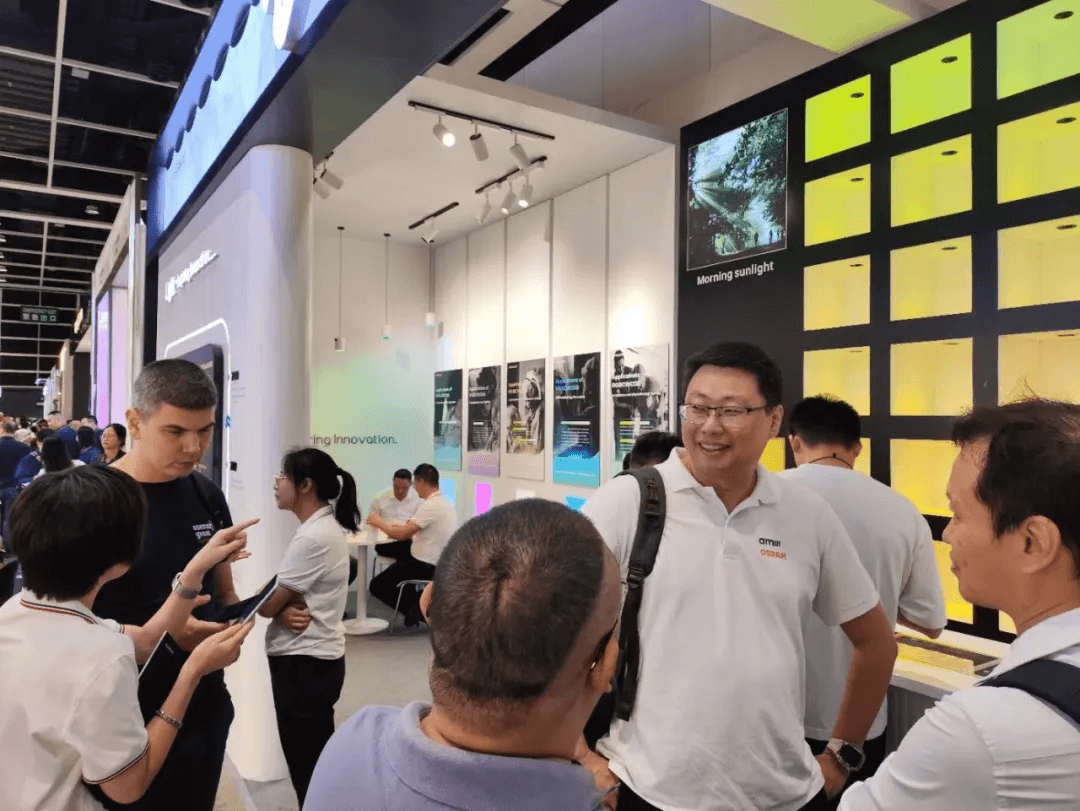 Gathering in HongKong International Lighting Fair (Autumn Edition) look back